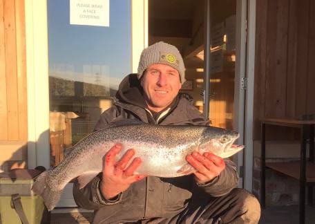 Brian Burdis landed 14 fish in total, this one weighing in at 7lb 9oz